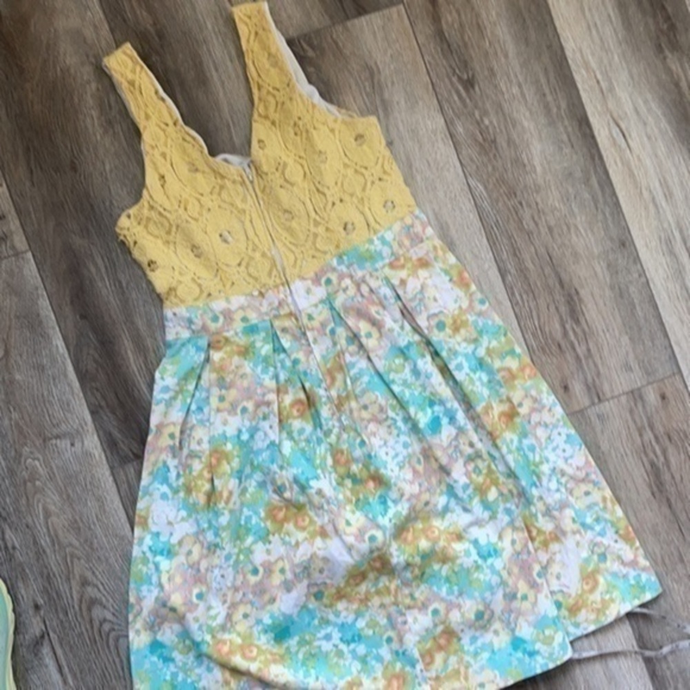 Maurices dress size 7/8 yellow & floral sundress